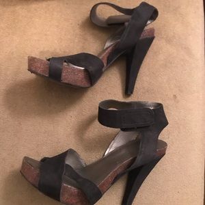 Nine West Black Suede Platform Heels Size 7